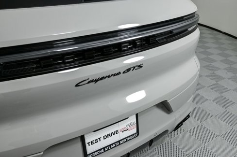 New 2025 Porsche Cayenne GTS image 36