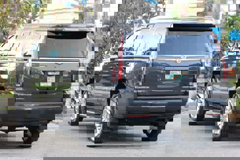 Used 2018 Cadillac Escalade Luxury image 12