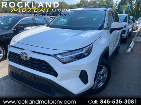Used 2024 Toyota RAV4 XLE image 1