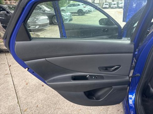Used 2025 Hyundai Elantra Sport w/ Cargo Package image 13