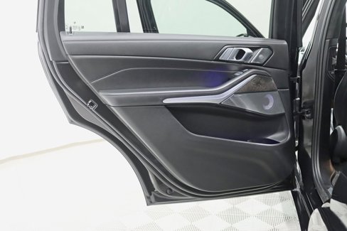 Used 2024 BMW X7 xDrive40i w/ Executive Package image 40