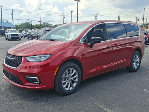 New 2025 Chrysler Pacifica Select image 4