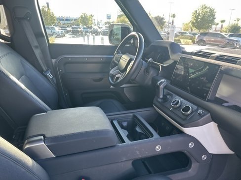 Certified 2023 Land Rover Defender 130 SE image 9