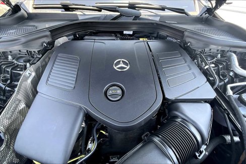 Used 2025 Mercedes-Benz GLC 350e 4MATIC image 31