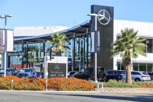 Used 2018 Mercedes-Benz E 300 image 8