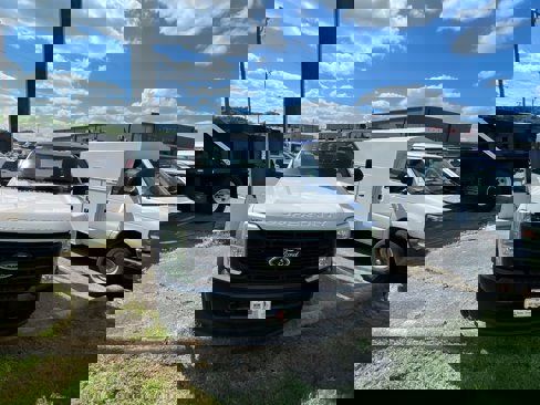 New 2025 Ford F450 XL image 2