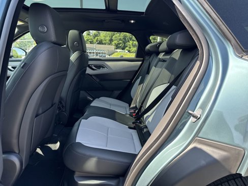 New 2026 Land Rover Range Rover Velar Dynamic SE image 11
