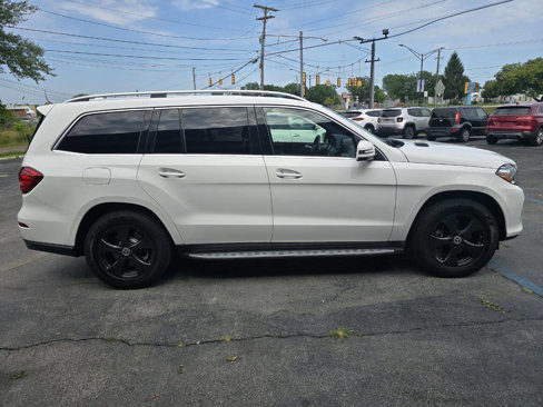 Used 2017 Mercedes-Benz GLS 450 4MATIC image 2