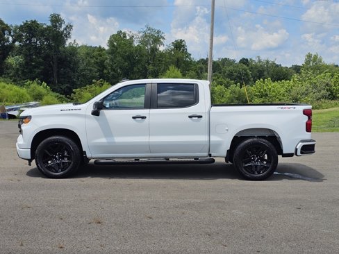Used 2024 Chevrolet Silverado 1500 Custom w/ Turbomax Blackout Package image 2