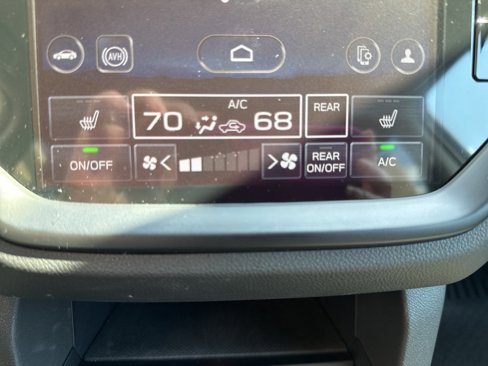 Used 2024 Subaru Ascent Onyx Edition image 29