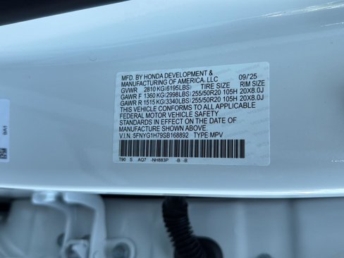 New 2025 Honda Pilot Touring image 35