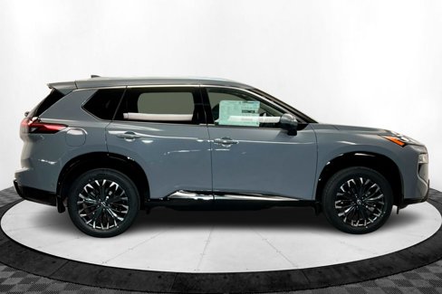 New 2025 Nissan Rogue Platinum w/ Platinum Premium Package image 6