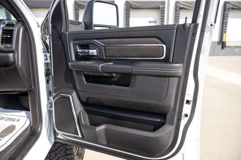 Used 2025 RAM 3500 Laramie w/ Night Edition image 40