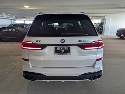 New 2026 BMW X7 M60i image 5