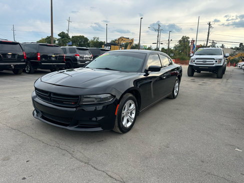 Used 2020 Dodge Charger SXT w/ Leather Interior Group image 7