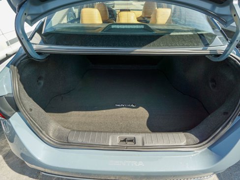 Used 2024 Nissan Sentra SV w/ SV Premium Package image 30