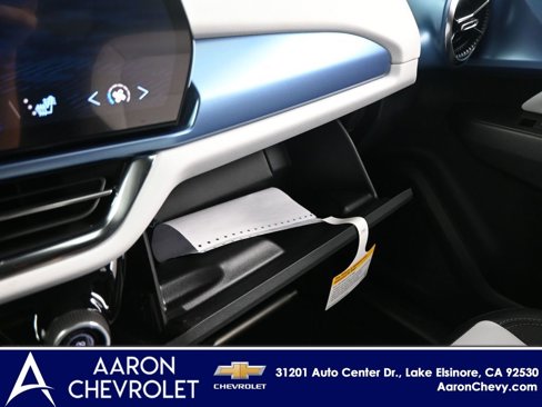 New 2026 Chevrolet Equinox EV LT image 19
