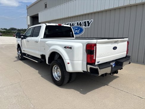 New 2025 Ford F350 Lariat w/ Chrome Package image 6