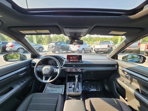Used 2025 Honda CR-V Sport image 9