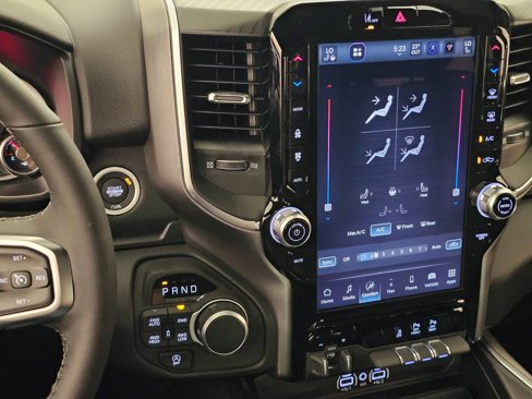 New 2026 RAM 1500 4x4 Crew Cab image 21