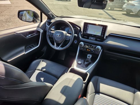 Used 2021 Toyota RAV4 XSE image 32