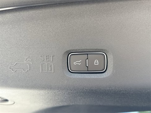 New 2025 Lincoln Navigator Reserve image 10