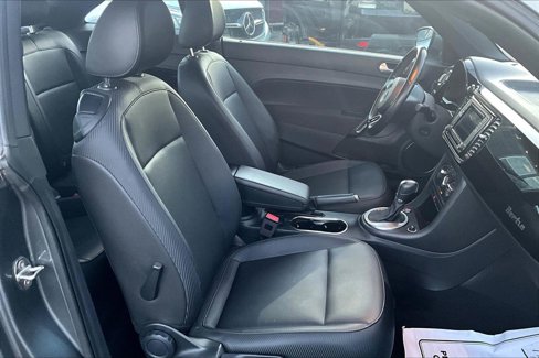 Used 2018 Volkswagen Beetle 2.0T Coast image 7