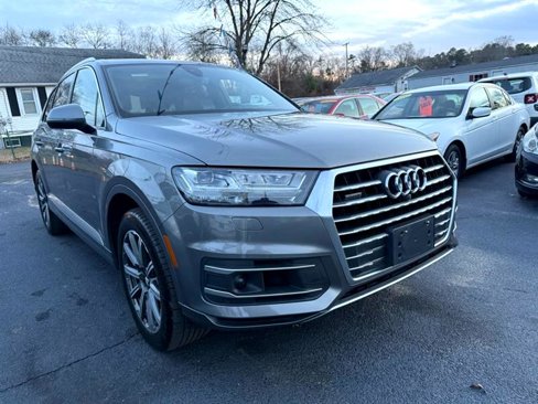 Used 2017 Audi Q7 3.0T Premium Plus image 2