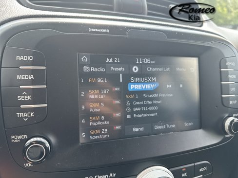 Used 2019 Kia Soul + image 18