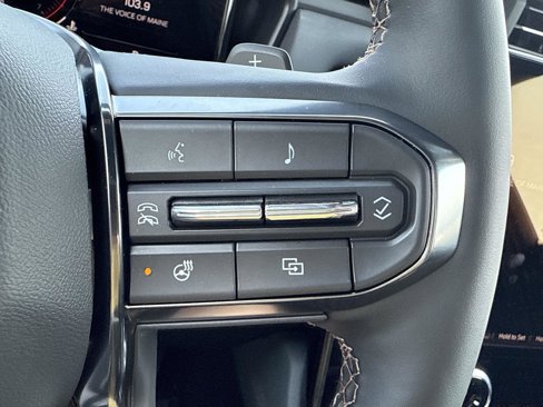 New 2026 GMC Terrain AT4 w/ Convenience Package III image 19