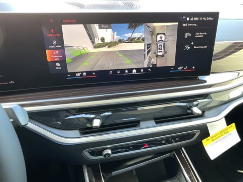 New 2026 BMW X7 xDrive40i w/ Premium Package image 17