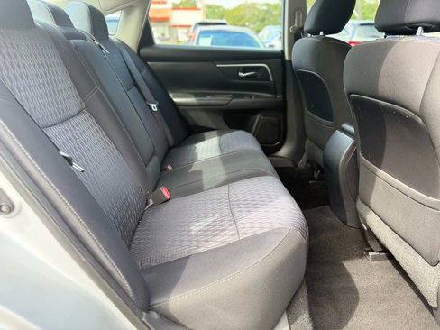 Used 2016 Nissan Altima 2.5 SV image 22