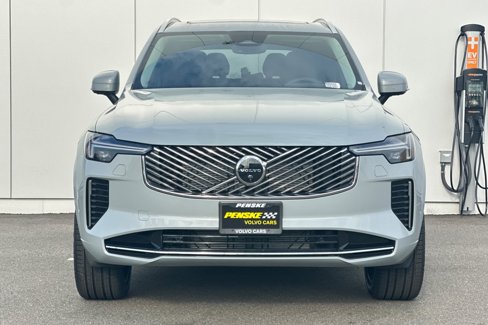 New 2026 Volvo XC90 B6 Plus image 8
