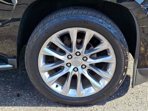 Used 2018 Cadillac Escalade Luxury image 8