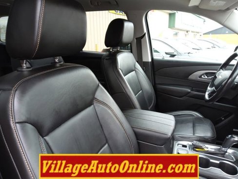 Used 2020 Chevrolet Traverse LT w/ LT Premium Package image 35