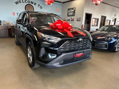 Used 2023 Toyota RAV4 XLE image 2
