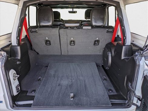 Used 2023 Jeep Wrangler Unlimited Rubicon 4xe image 6