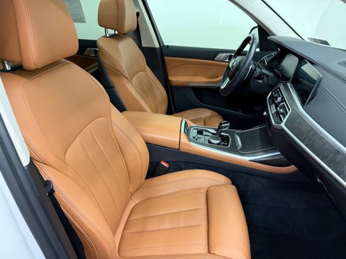 Used 2022 BMW X7 xDrive40i w/ Premium Package image 15