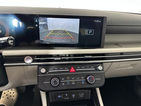 Certified 2025 Hyundai Tucson SE image 20