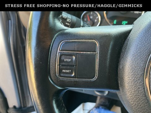 Used 2017 Jeep Wrangler Unlimited Sahara image 21