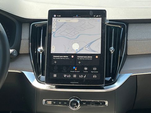 New 2026 Volvo XC90 B6 Plus w/ Protection Package Premier image 21