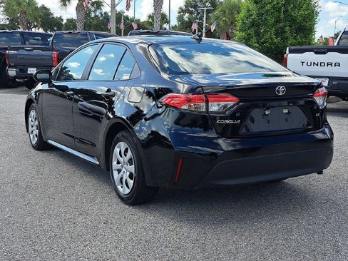 Used 2024 Toyota Corolla LE image 4