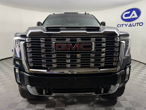 Used 2024 GMC Sierra 3500 Denali w/ Denali Reserve Package image 2