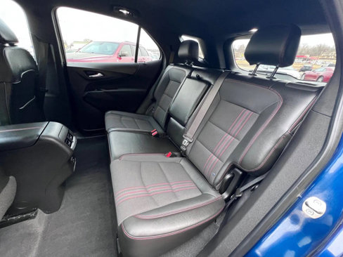 Used 2022 Chevrolet Equinox RS w/ LPO, Floor Liner Package image 13