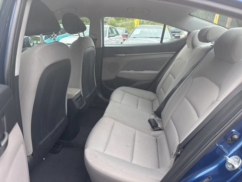 Used 2018 Hyundai Elantra SEL image 11