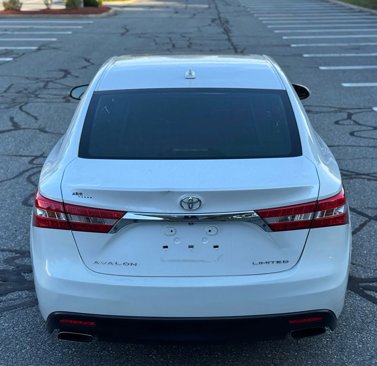 Used 2014 Toyota Avalon XLE image 7