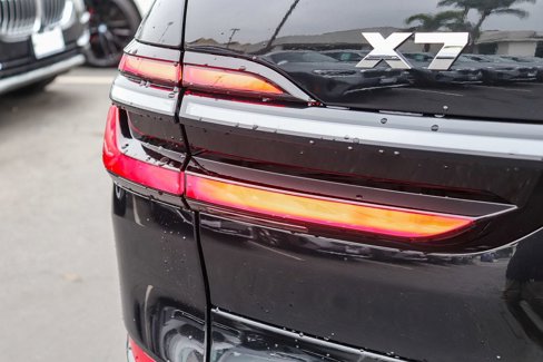 New 2026 BMW X7 M60i image 7