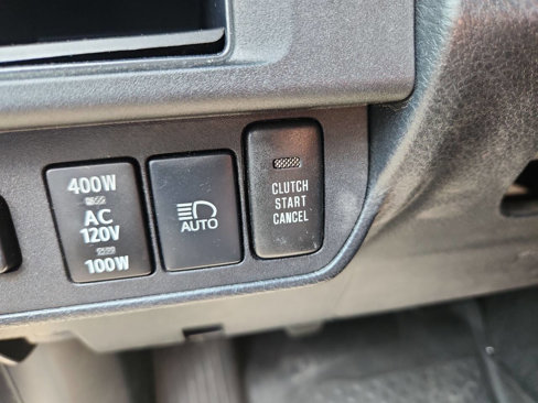 Used 2018 Toyota Tacoma TRD Off-Road image 22