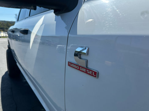 Used 2023 RAM 2500 Tradesman w/ Chrome Appearance Group image 9
