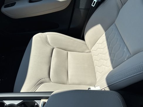 New 2026 Volvo XC60 B5 Core w/ Protection Package Premier image 29